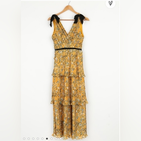 Lulus Such Sophistication Yellow Floral Print Pleated Maxi feminine Dress Size L - Picture 6 of 15